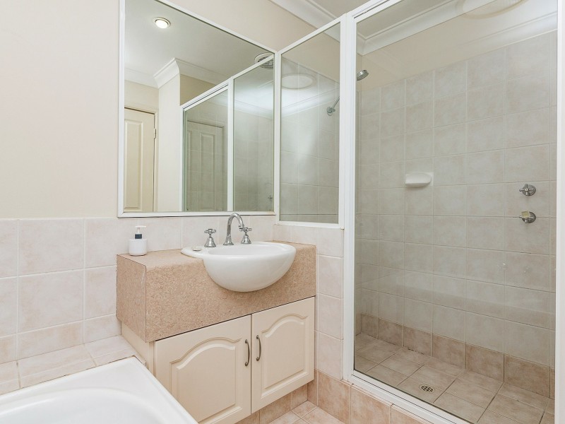 2/51 Grand Boulevard, Joondalup WA 6027