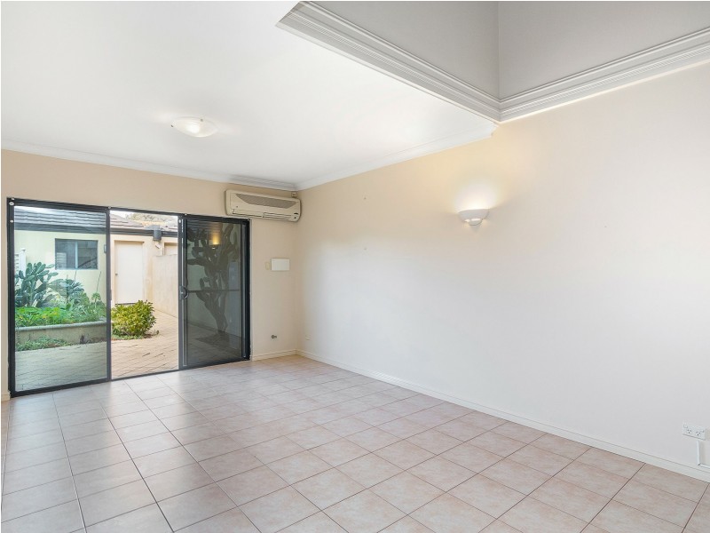2/51 Grand Boulevard, Joondalup WA 6027