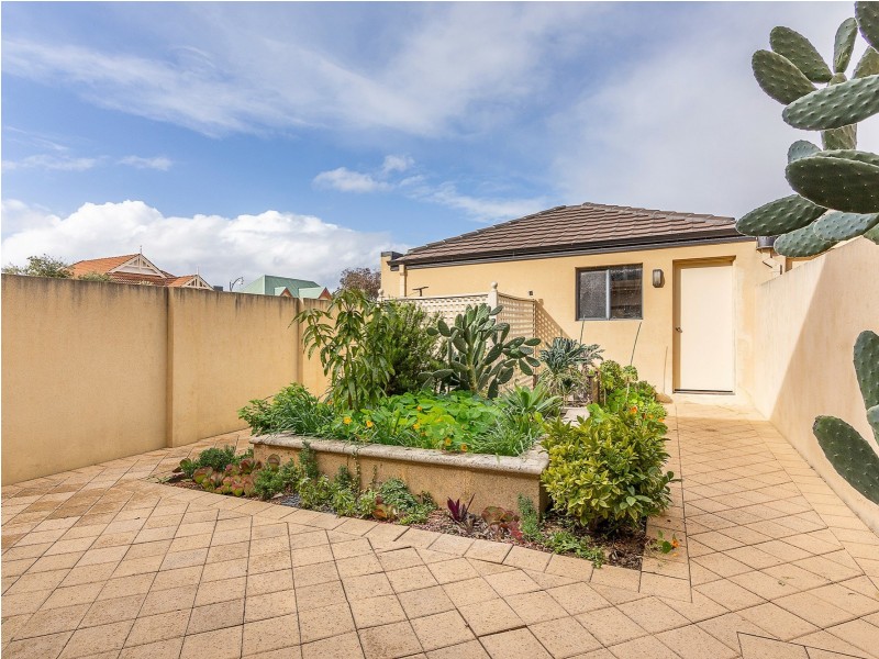 2/51 Grand Boulevard, Joondalup WA 6027