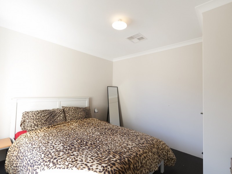 4 Rock Way, Alkimos WA 6038