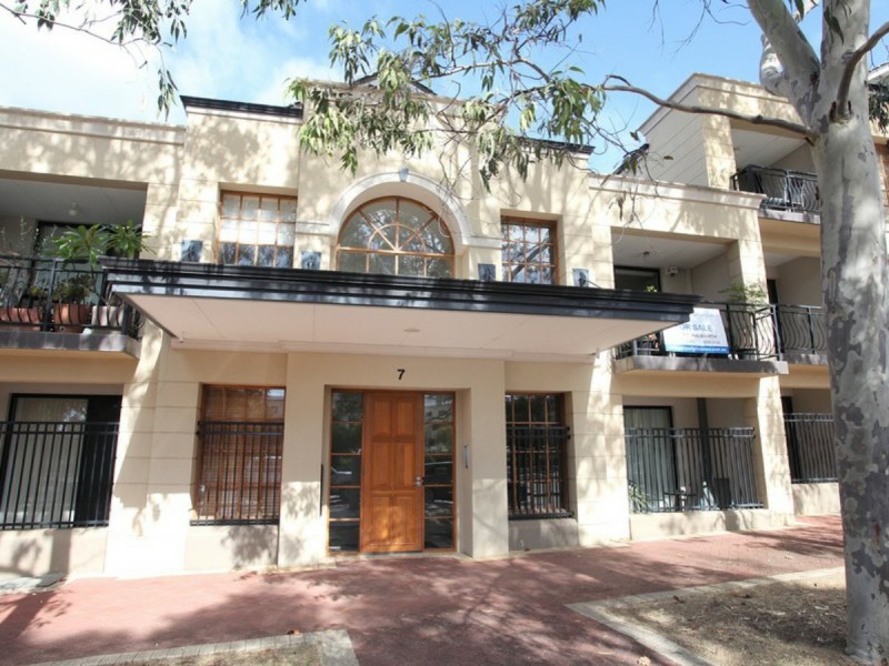 7d Shenton Avenue, Joondalup WA 6027