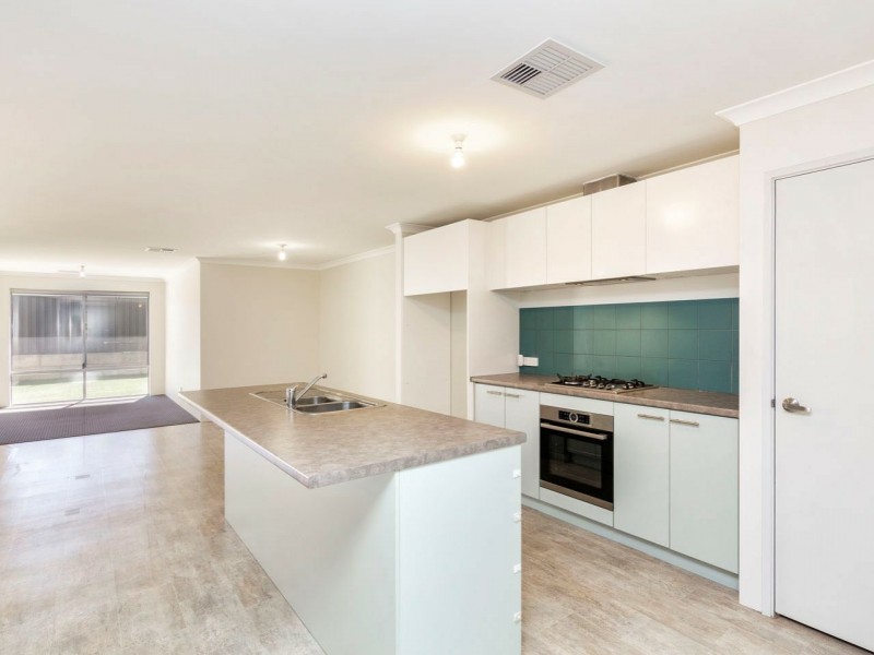 7 Pulchella Ramble, Banksia Grove WA 6031