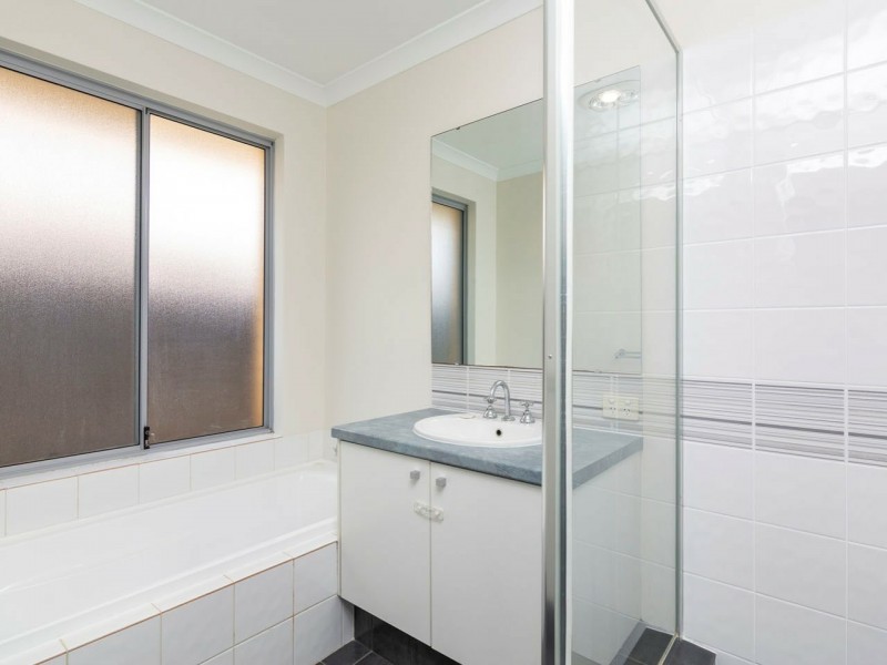 7 Pulchella Ramble, Banksia Grove WA 6031