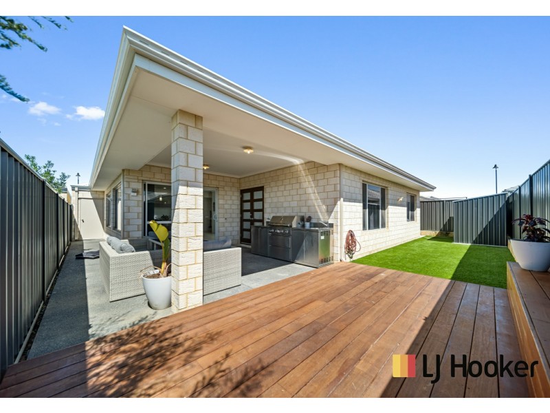 39 Pinehurst Street, Yanchep WA 6035