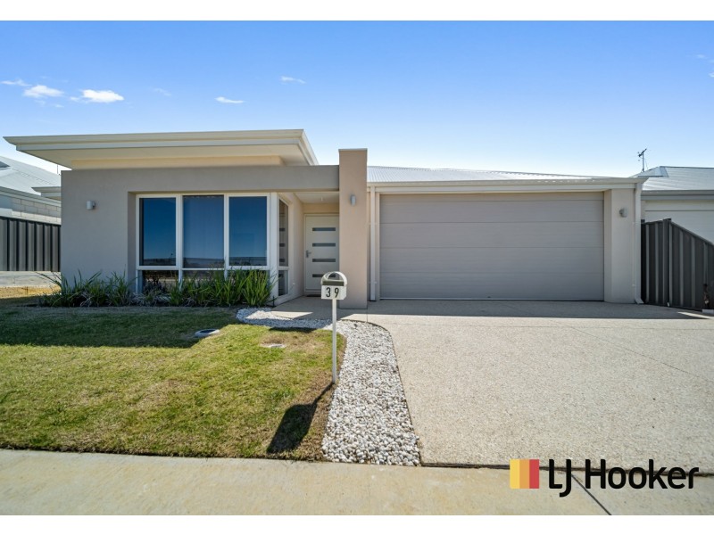 39 Pinehurst Street, Yanchep WA 6035