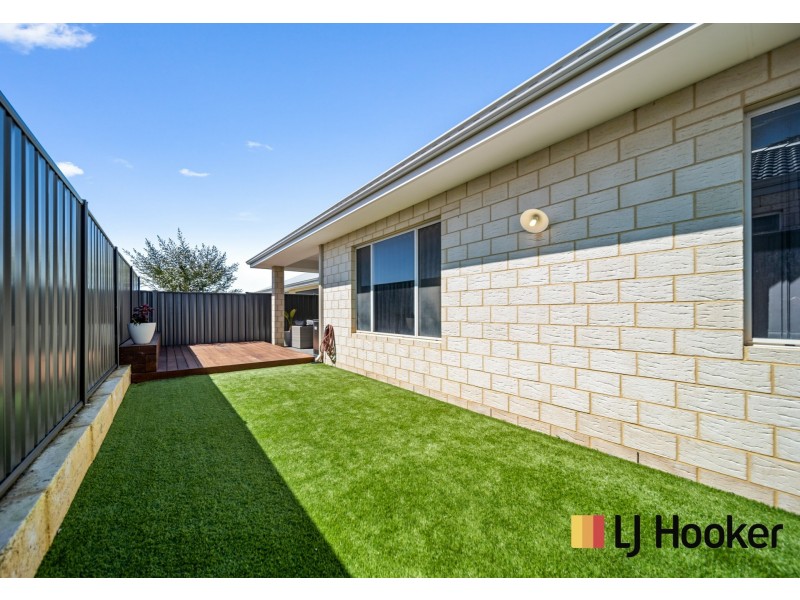 39 Pinehurst Street, Yanchep WA 6035