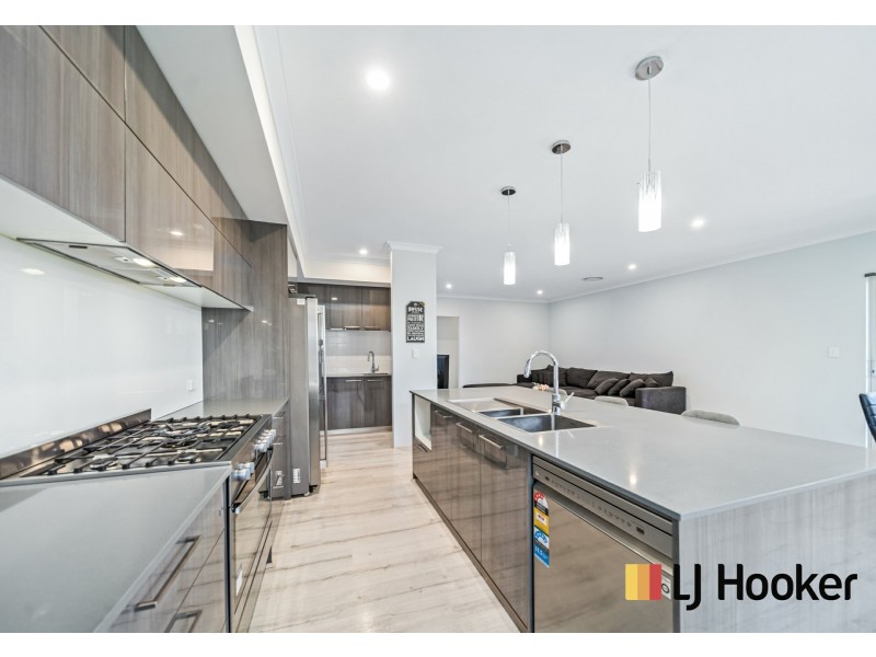 39 Pinehurst Street, Yanchep WA 6035