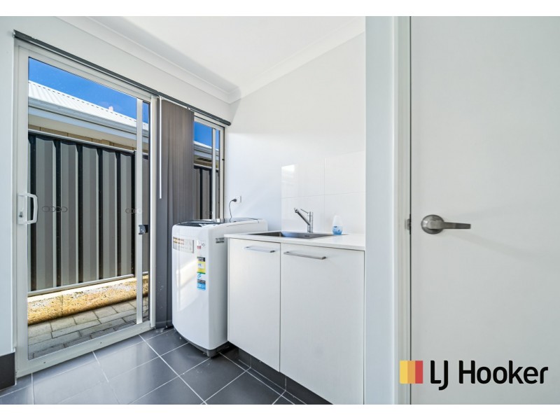 39 Pinehurst Street, Yanchep WA 6035