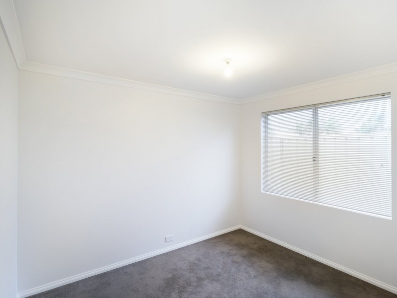 77 Watkins Loop, Tapping WA 6065