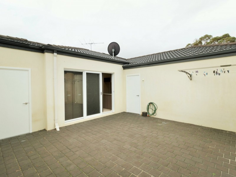 77 Watkins Loop, Tapping WA 6065