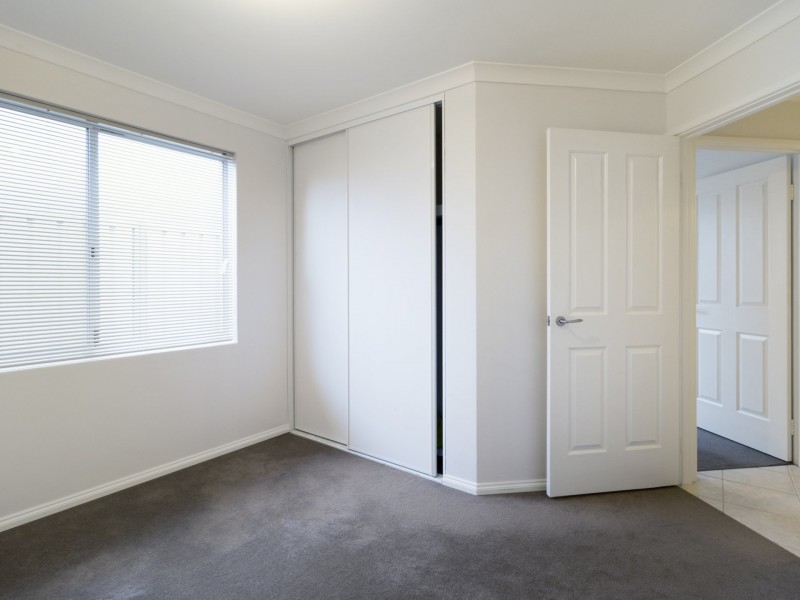 77 Watkins Loop, Tapping WA 6065