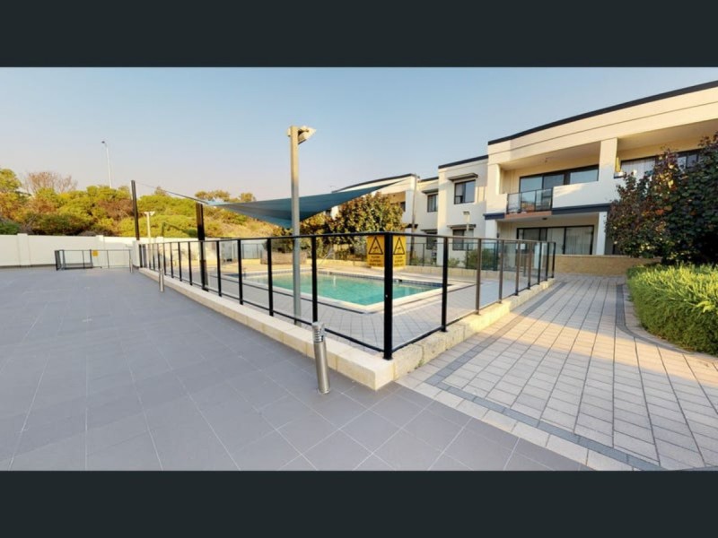 14/5 Eastleigh Loop, Currambine WA 6028