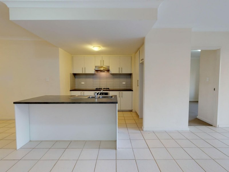 14/5 Eastleigh Loop, Currambine WA 6028