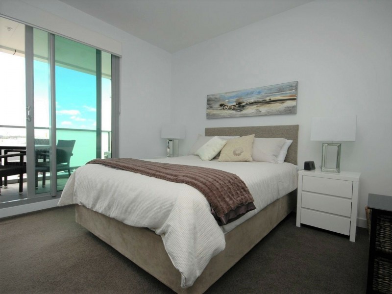 405/17 Malata Crescent, Success WA 6164