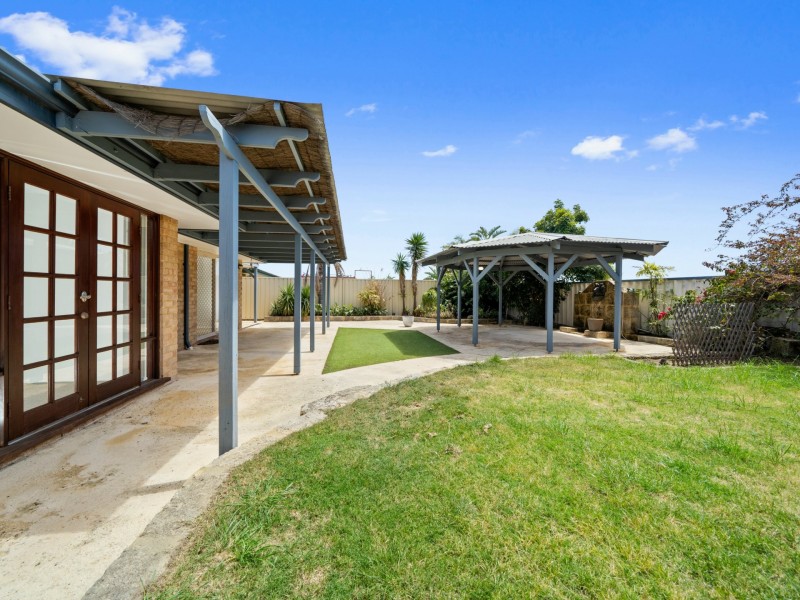76 St Barnabas Boulevard, Quinns Rocks WA 6030