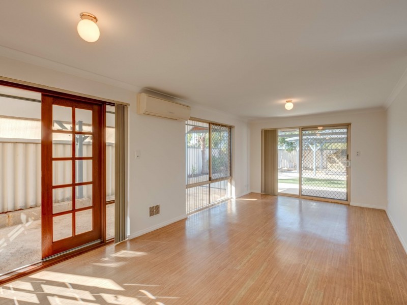 76 St Barnabas Boulevard, Quinns Rocks WA 6030