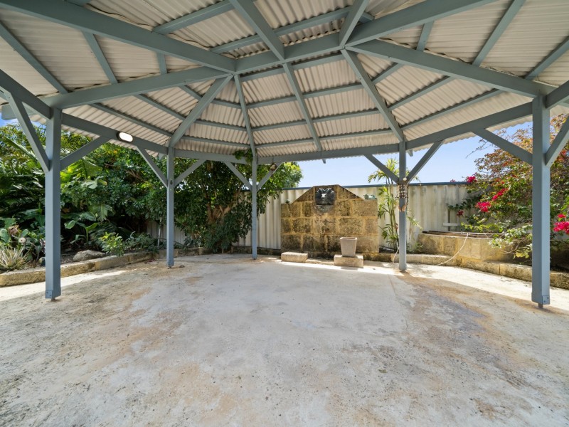 76 St Barnabas Boulevard, Quinns Rocks WA 6030