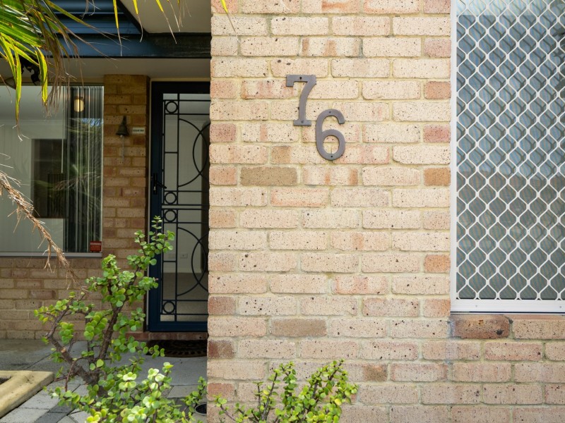 76 St Barnabas Boulevard, Quinns Rocks WA 6030