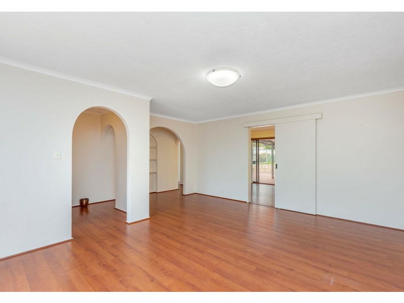 121 Warrandyte Drive, Craigie WA 6025