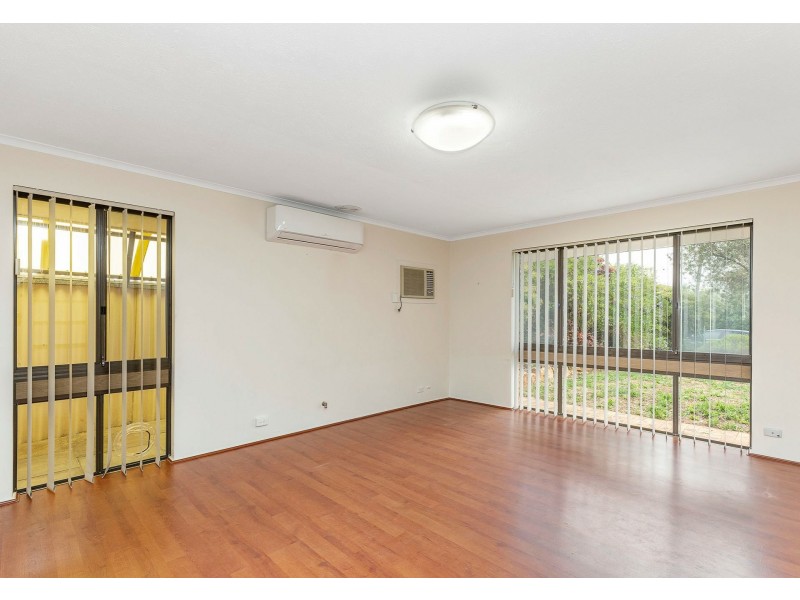 121 Warrandyte Drive, Craigie WA 6025