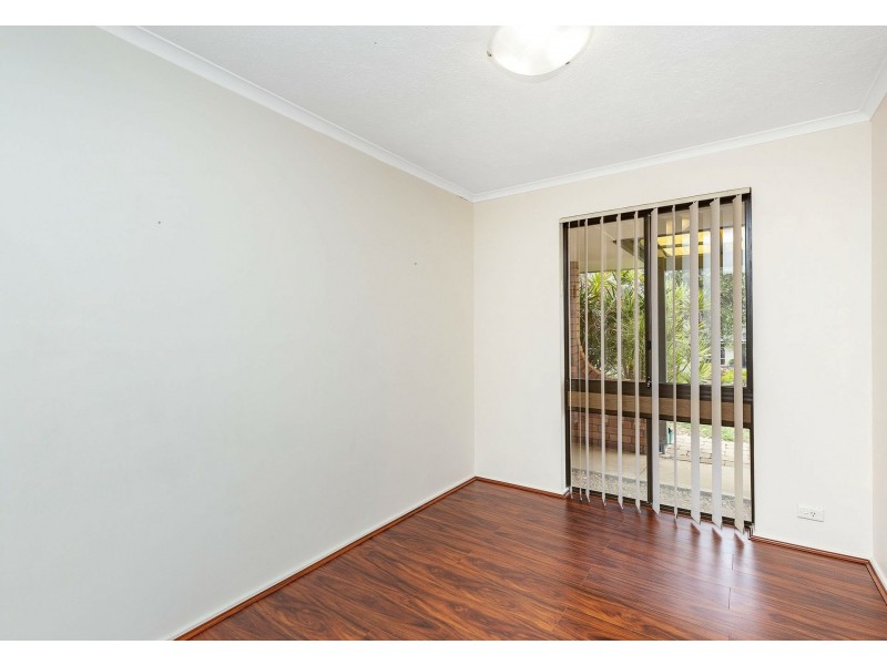 121 Warrandyte Drive, Craigie WA 6025