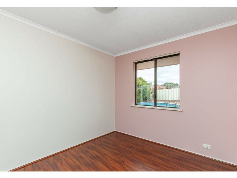 121 Warrandyte Drive, Craigie WA 6025