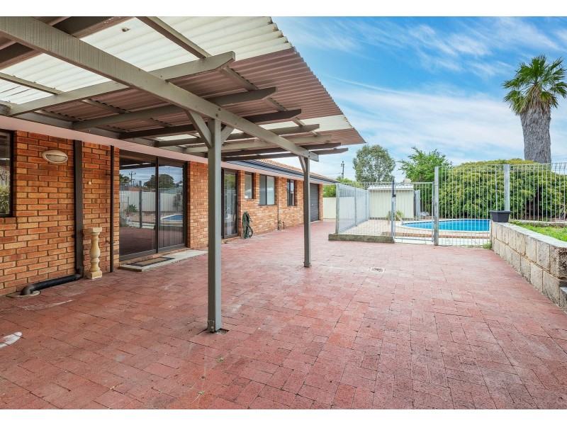 121 Warrandyte Drive, Craigie WA 6025