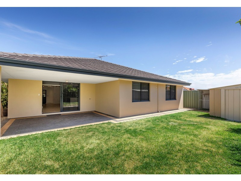 27 Sugarloaf Close, Merriwa WA 6030