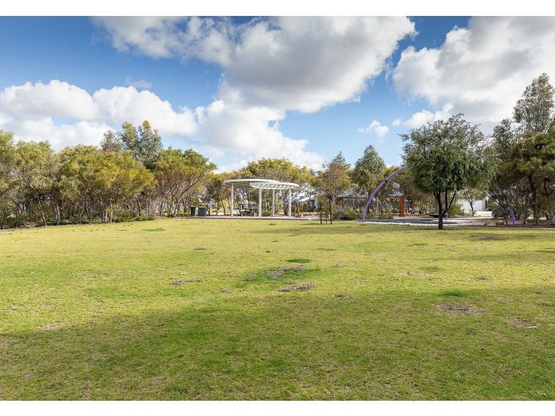 31 Dragonfly Road, Banksia Grove WA 6031