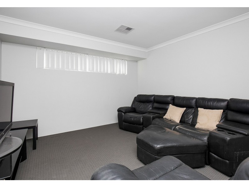 31 Dragonfly Road, Banksia Grove WA 6031