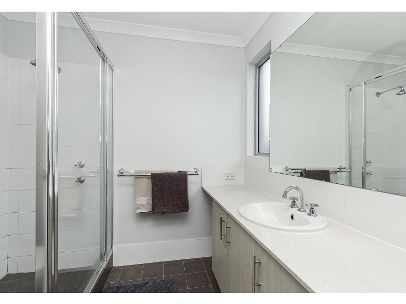 31 Dragonfly Road, Banksia Grove WA 6031