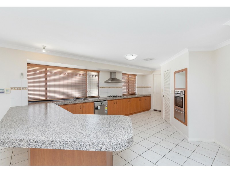 117 St Barnabas Blvd, Quinns Rocks WA 6030