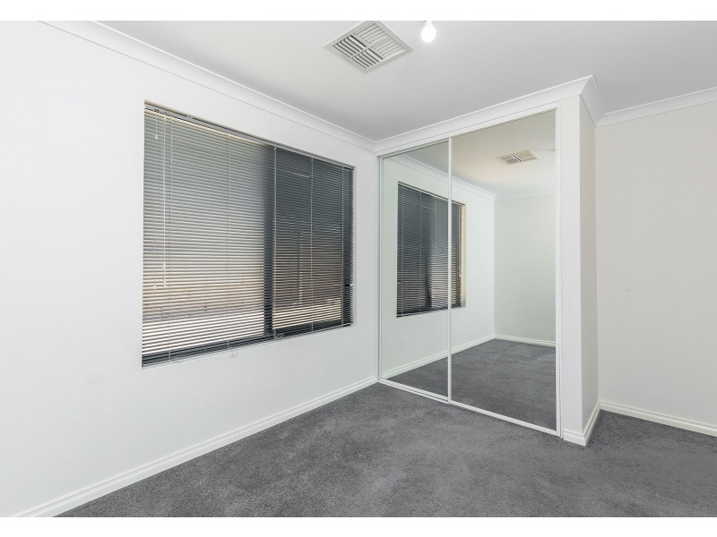 117 St Barnabas Blvd, Quinns Rocks WA 6030