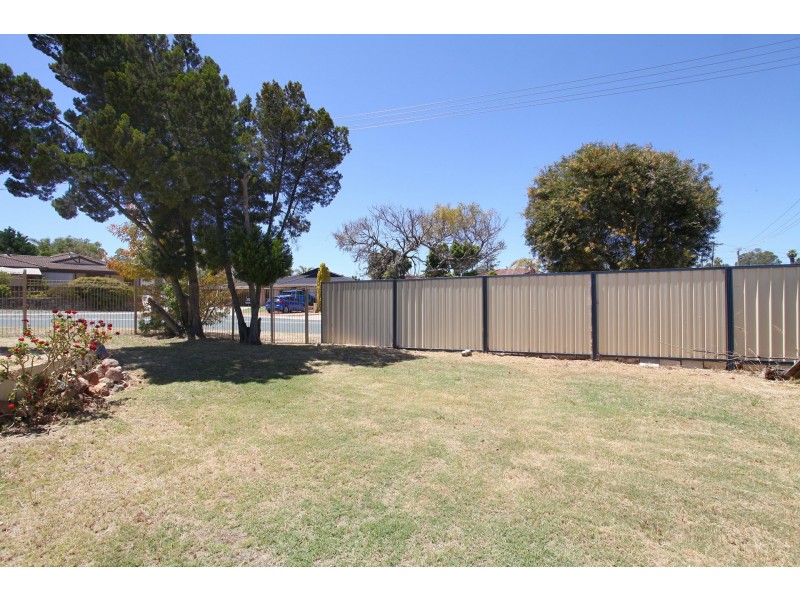 10A Altair Way, Beldon WA 6027