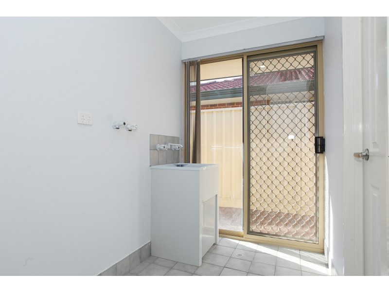 6 Lae Court, Ballajura WA 6066