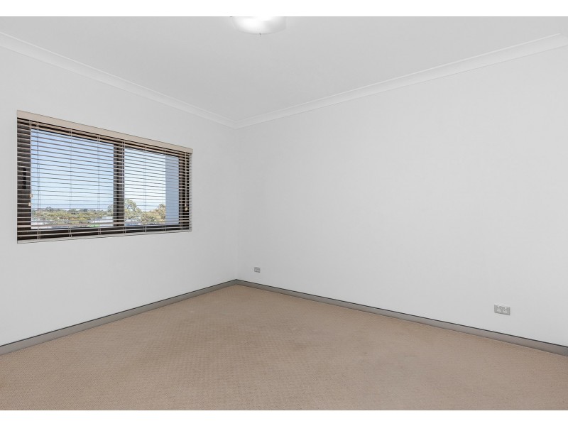 Apartment 94/6 Walsh Loop, Joondalup WA 6027