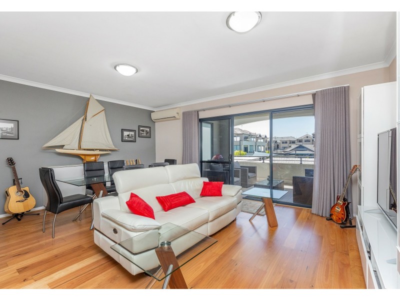 87/12 Citadel Way, Currambine WA 6028