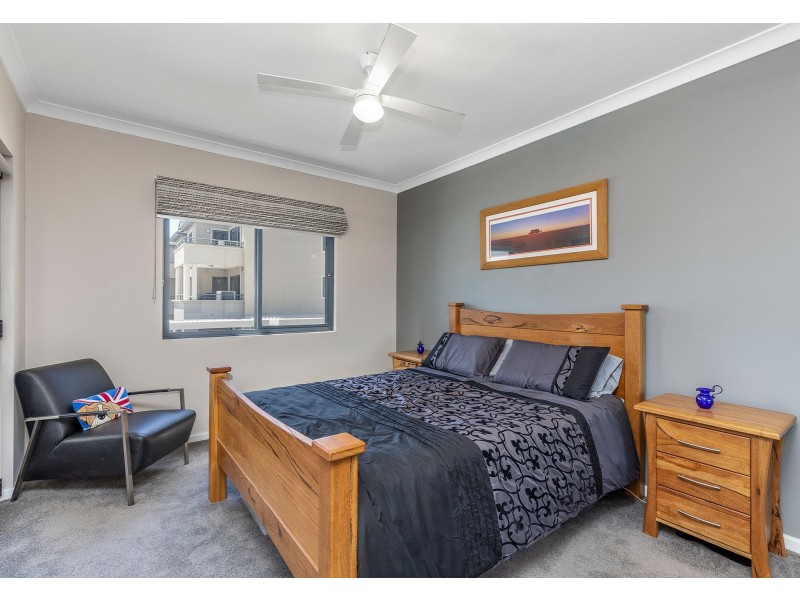 87/12 Citadel Way, Currambine WA 6028