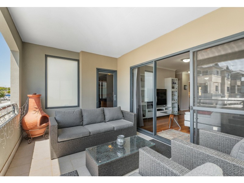 87/12 Citadel Way, Currambine WA 6028
