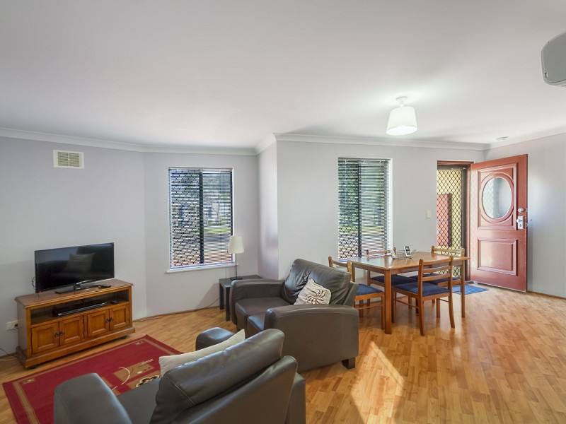 2b/1 Nottinghill Street, Joondalup WA 6027