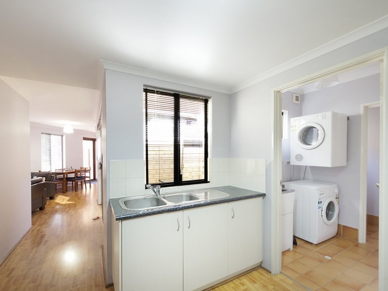 2b/1 Nottinghill Street, Joondalup WA 6027