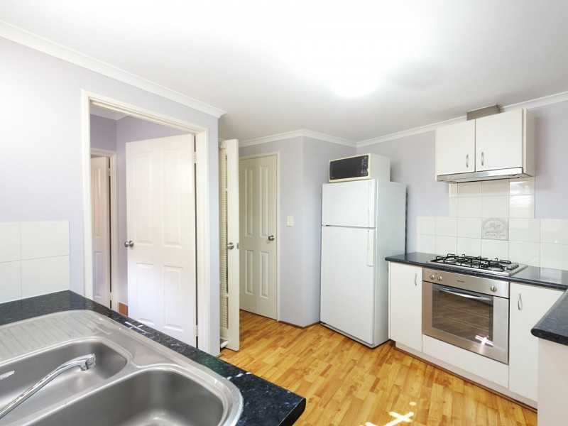 2b/1 Nottinghill Street, Joondalup WA 6027