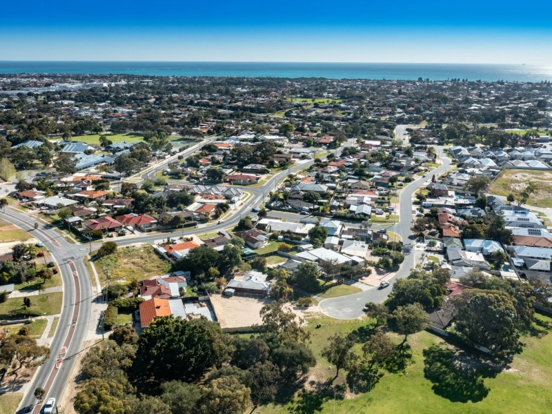 40 Arawa Place, Craigie WA 6025