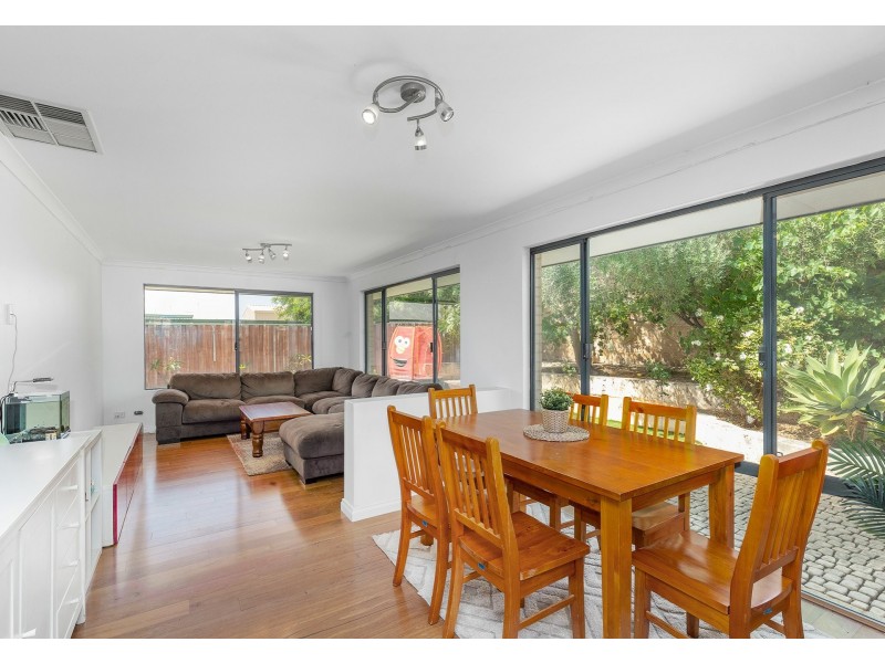 38 Durrington Glade, Clarkson WA 6030