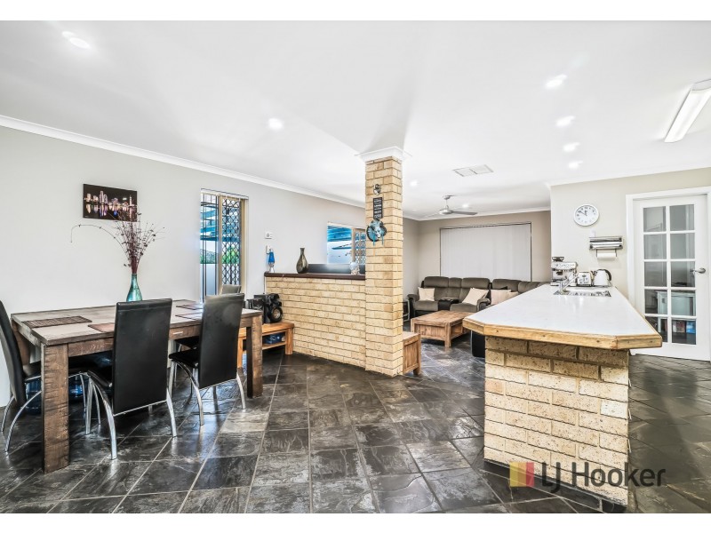 9 Sentron Place, Merriwa WA 6030