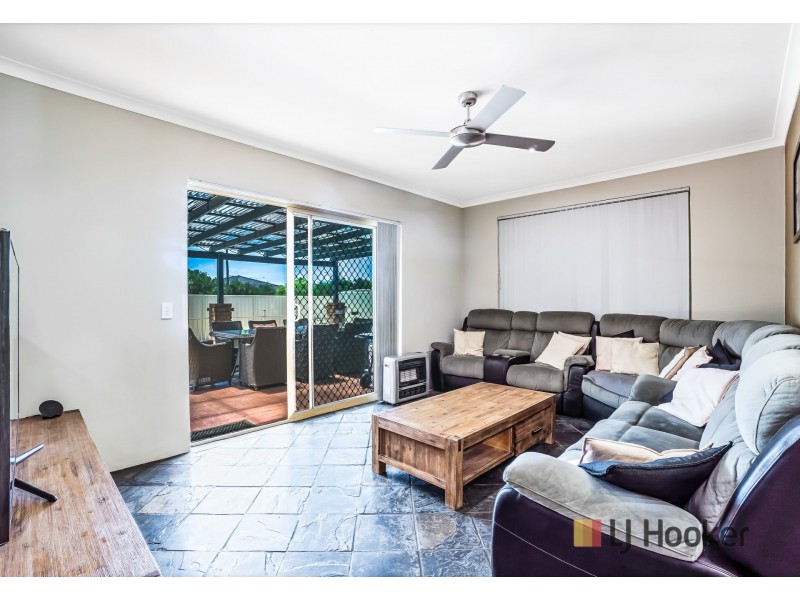 9 Sentron Place, Merriwa WA 6030