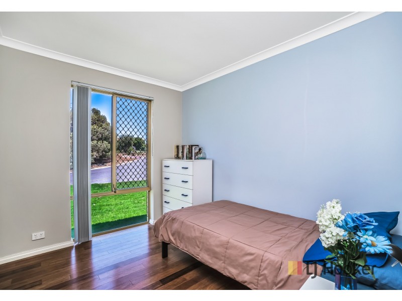 9 Sentron Place, Merriwa WA 6030