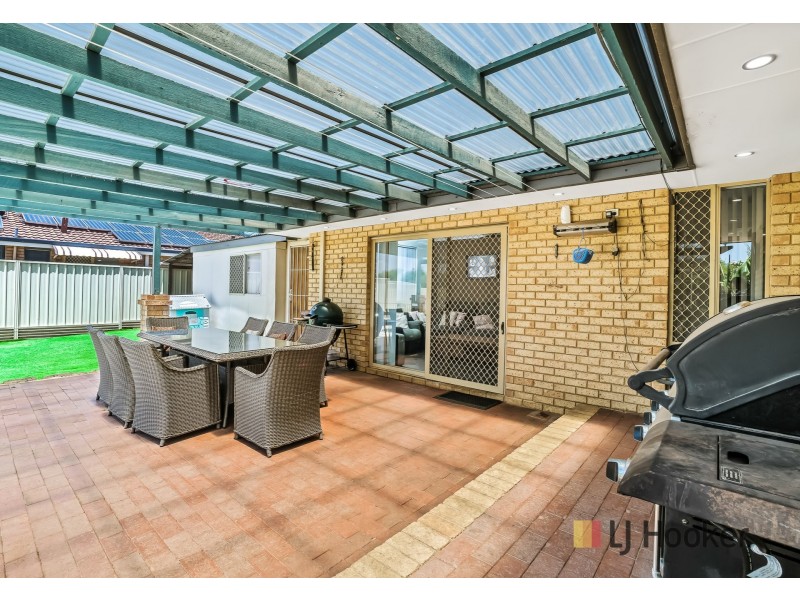 9 Sentron Place, Merriwa WA 6030