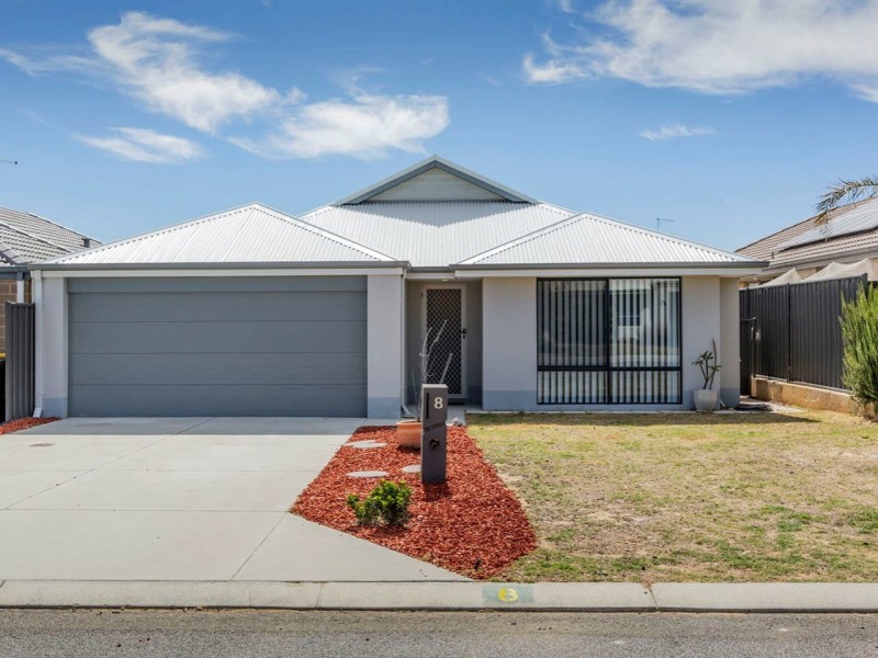 8 Garigal Street, Yanchep WA 6035