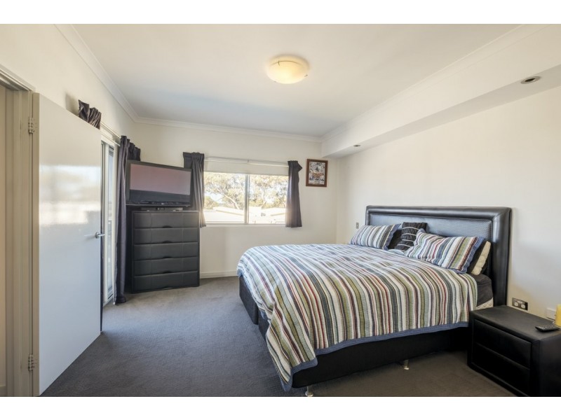 22/88 Lakeside Drive, Joondalup WA 6027